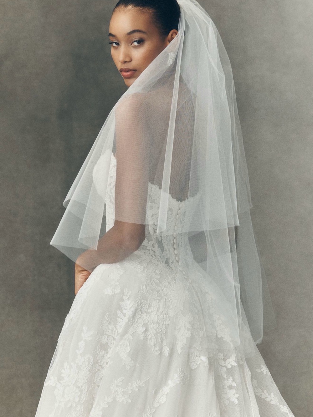 Clean Fingertip Veil w Blusher - Anthropologie Weddings | BHLDN